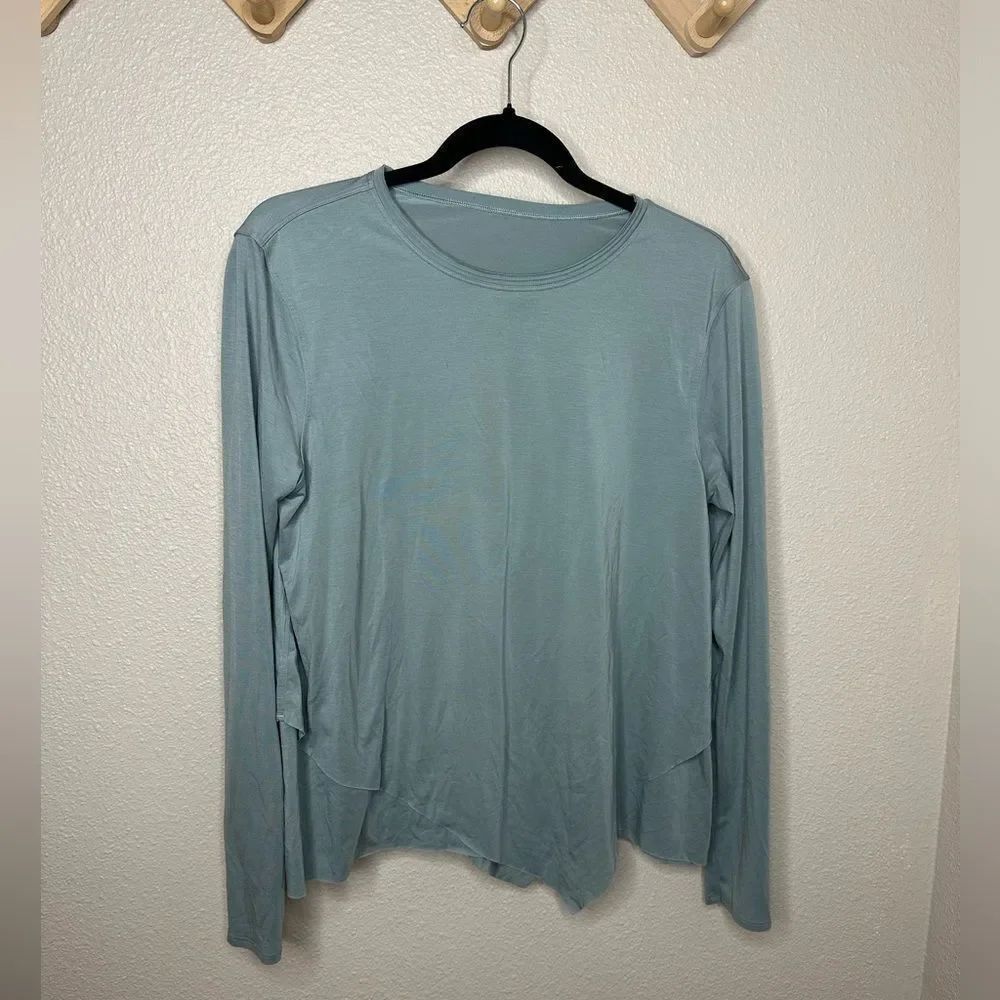 Lululemon Sweetest Day Long Sleeve Asymmetrical Top Blue Cast Womens Size 4